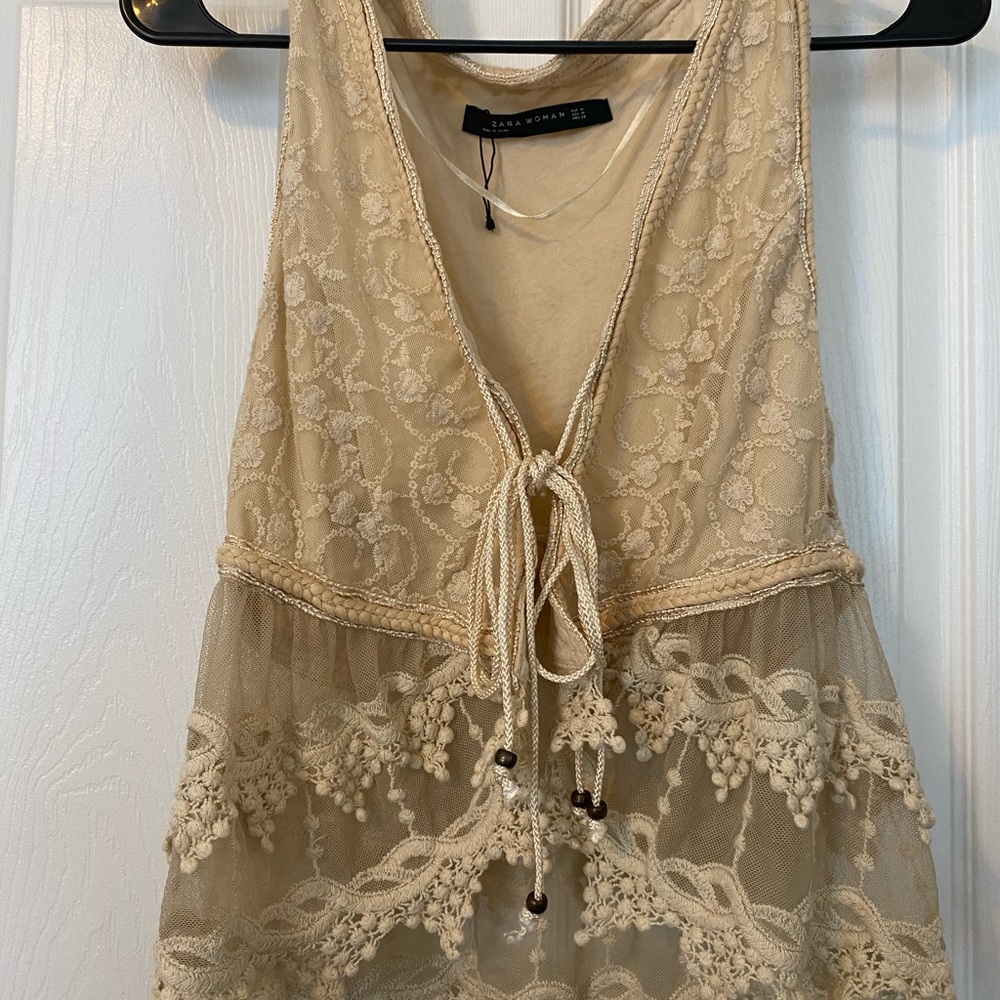 Zara Lace Vest - Picture 2 of 4